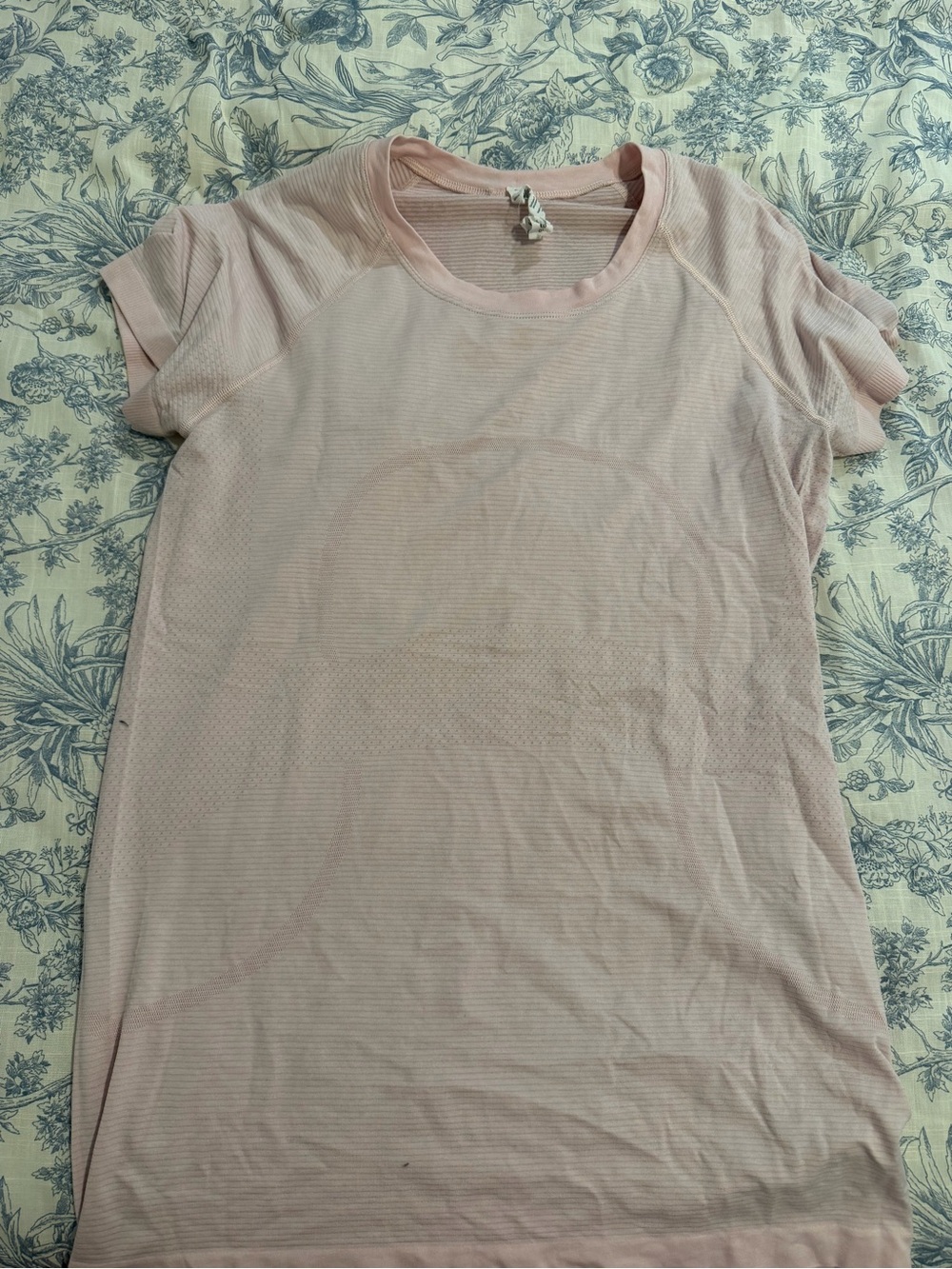 lululemon Women's Pink Short Sleeve swiftly tee